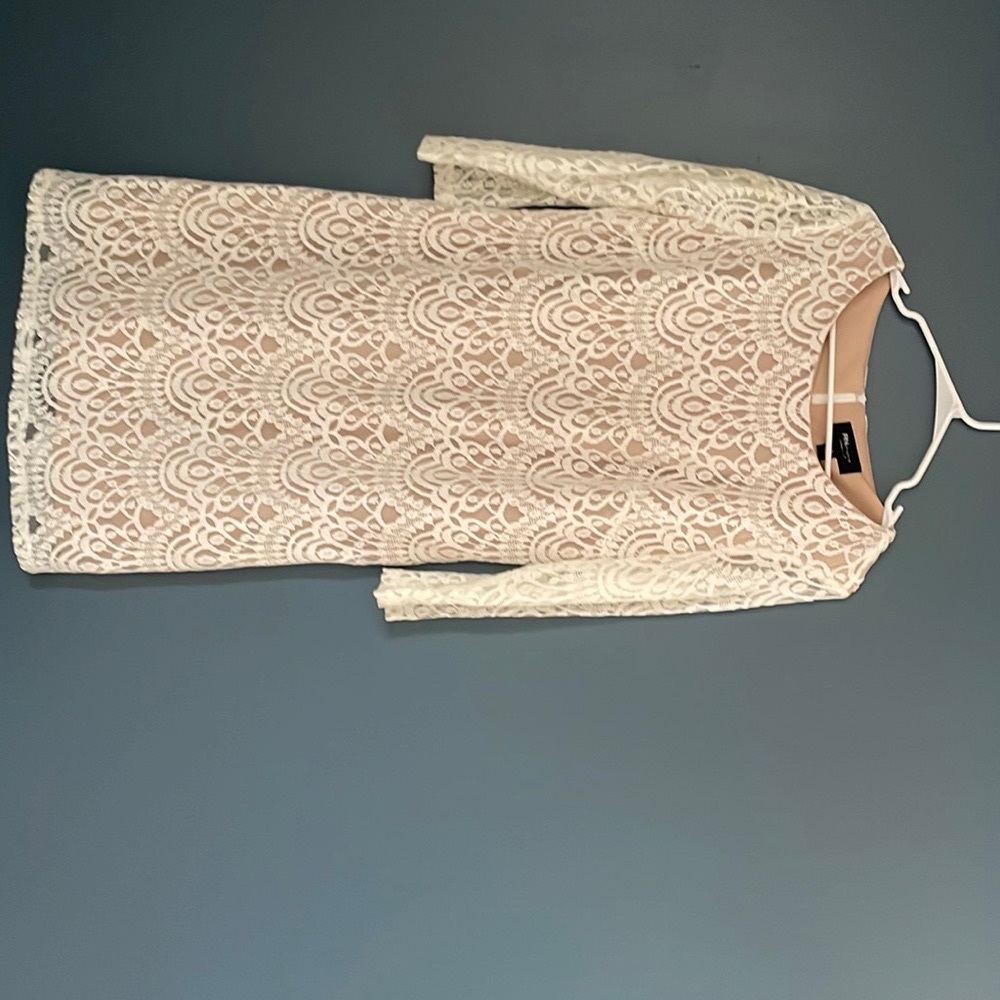 White lace dress